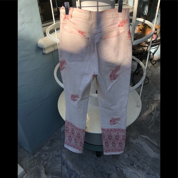 White Floral Pants. Size 6 - Picture 2 of 3